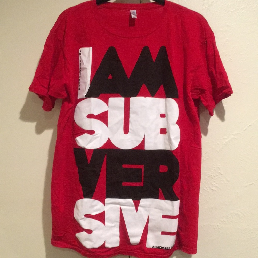 Tee shirt
